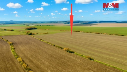 Prodej pole 26 969 m², Dolní Roveň