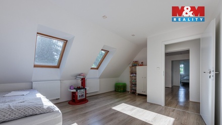 Prodej rodinného domu 280 m², Jindřichovice