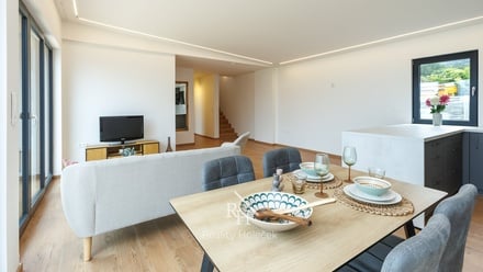 Prodej rodinného domu 156 m², Svinaře - Halouny