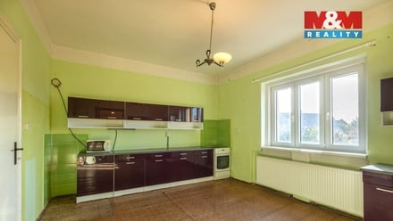 Prodej rodinného domu 219 m², Jesenice