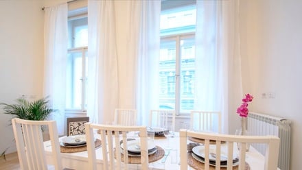 Pronájem bytu 3+1 111 m², Praha - Vinohrady