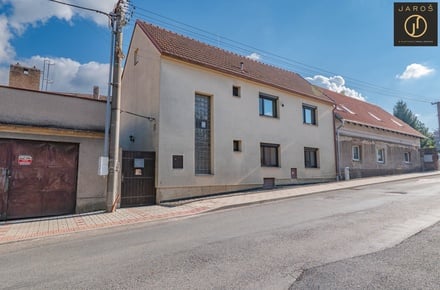 Prodej rodinného domu 216 m², Hostouň
