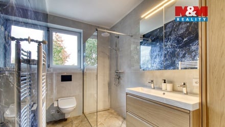 Prodej rodinného domu 172 m², Březno