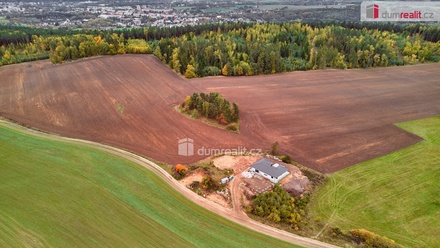 Prodej stavebního pozemku 1 427 m², Nová Role