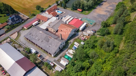 Prodej rodinného domu 558 m², Všetaty