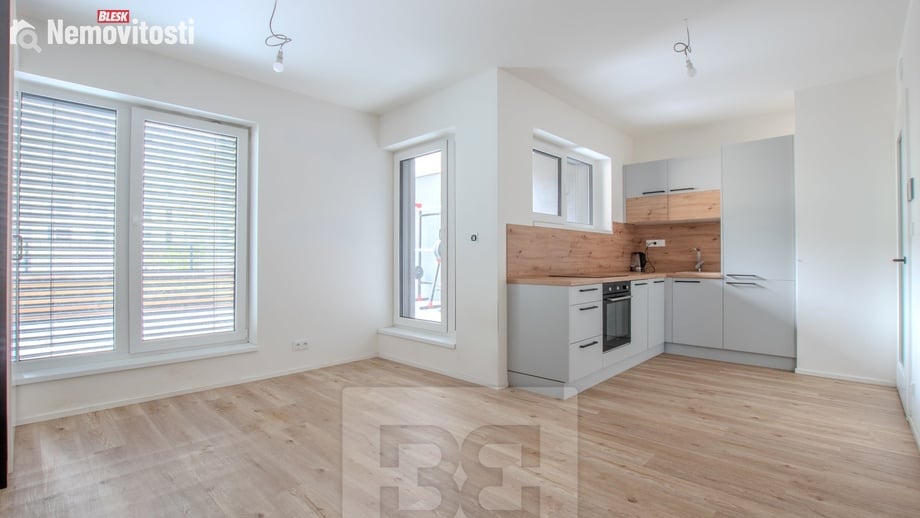 Pronájem bytu 1+kk 35 m², Praha - Stodůlky