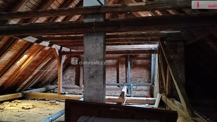 Prodej půdního prostoru 160 m², Doksy