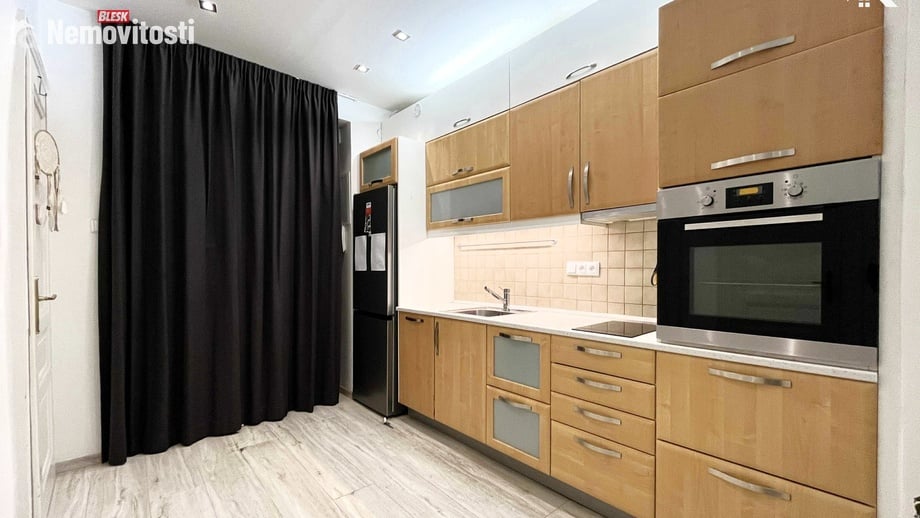 Pronájem bytu 2+kk 51 m², Praha - Nové Město