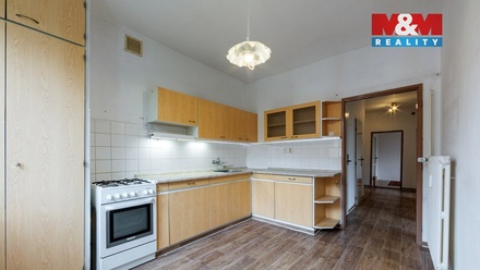 Prodej bytu 3+1 74 m², Nová Role