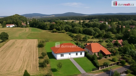 Prodej stavebního pozemku 1 190 m², Běštín