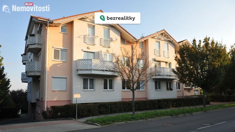 Prodej bytu 1+kk 38 m², Praha-Dolní Chabry