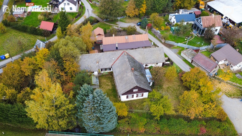 Prodej rodinného domu 361 m², Světnov