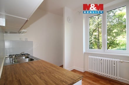 Pronájem bytu 2+1 53 m², Česká Lípa