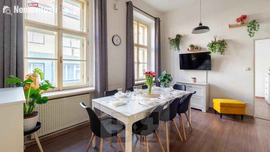Pronájem bytu 3+kk 71 m², Praha - Nové Město