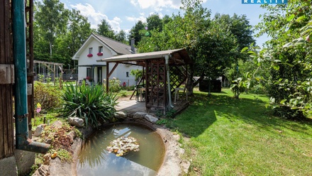 Prodej zahrady 460 m², Jenišov