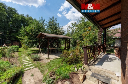 Prodej zahrady 460 m², Jenišov