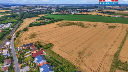Prodej pole 5 870 m², Praha