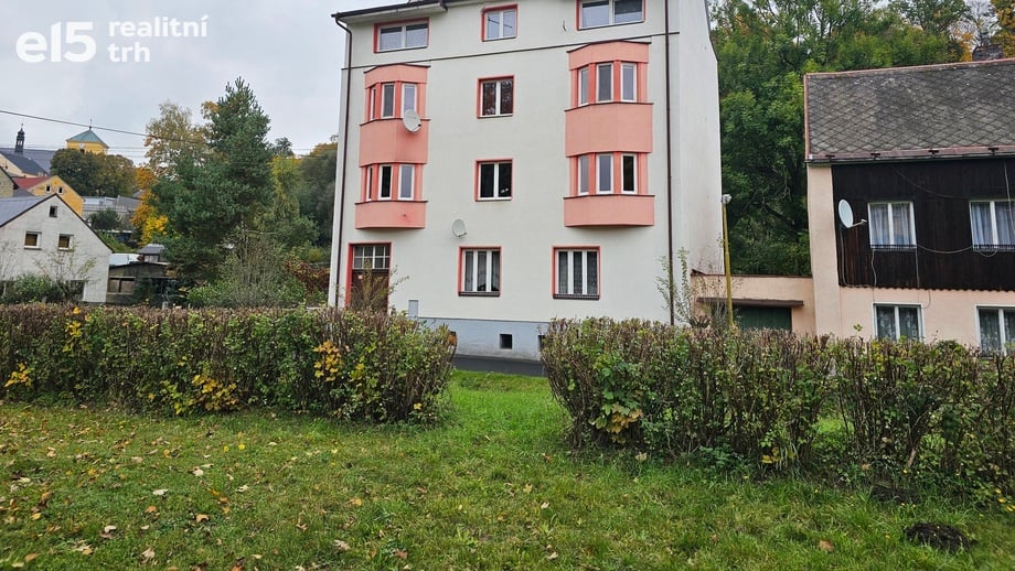 Prodej činžovního domu 306 m², Luby