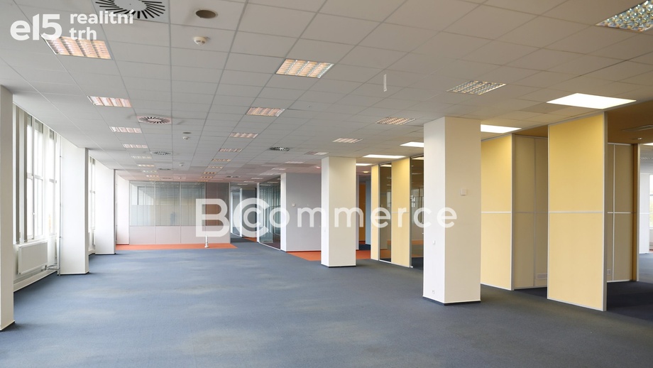 Pronájem kanceláře 1 385 m², Brno - Královo Pole