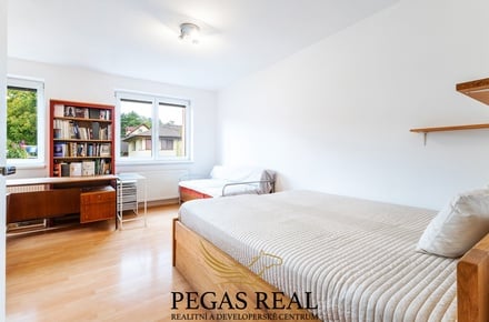 Prodej bytu 1+kk 44 m², Brno - Žebětín