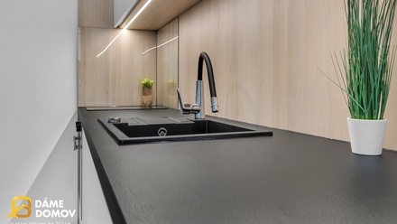 Pronájem bytu 1+kk 28 m², Zlín