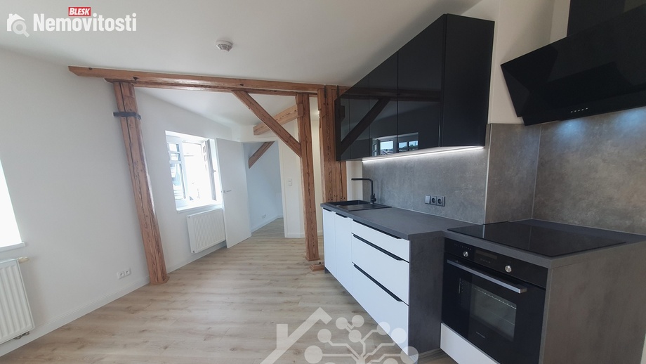 Prodej bytu 1+kk 61 m², Jablonec nad Nisou