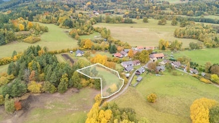 Prodej stavebního pozemku 3 805 m², Kolinec