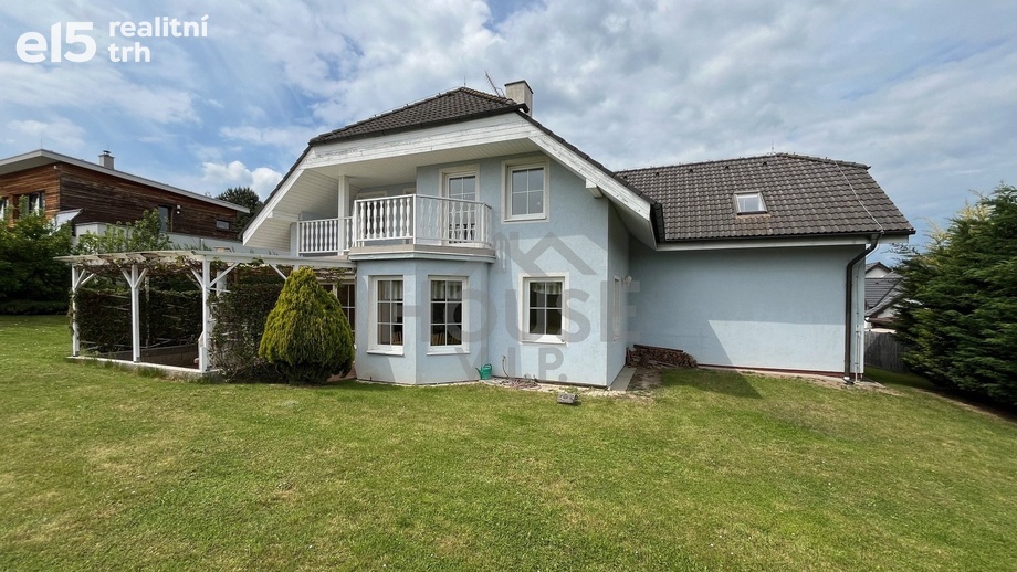 Prodej rodinné domy, 200 m² - Panenské Břežany