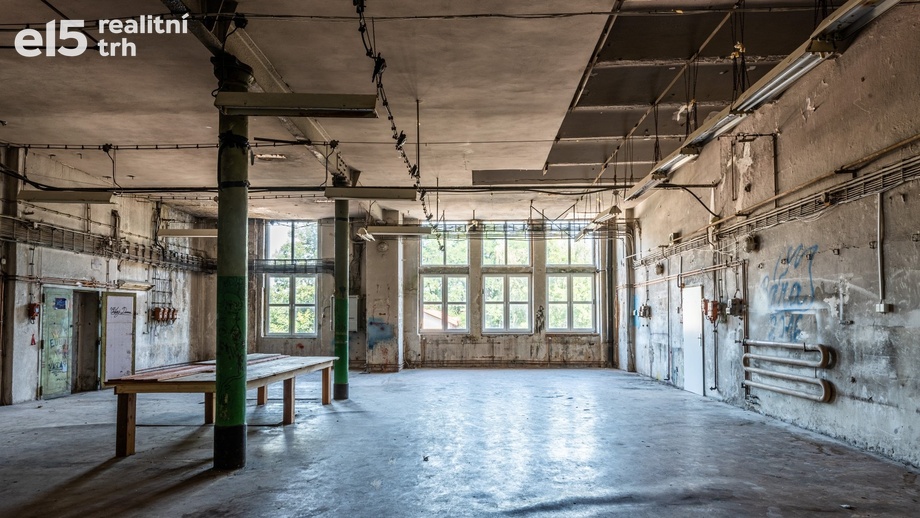 Pronájem sklady, 338 m² - Praha - Bubeneč
