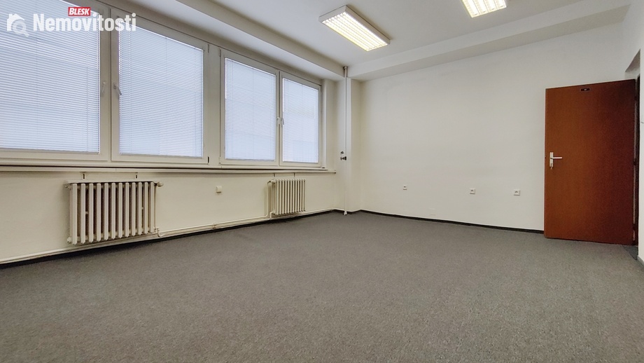 Pronájem kanceláře 25 m², Praha - Žižkov