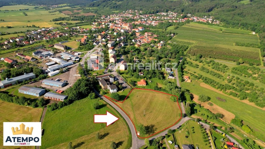 Prodej stavebního pozemku 9 859 m², Lhenice