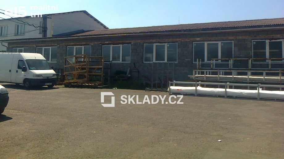 Pronájem skladu 800 m², Karlovy Vary