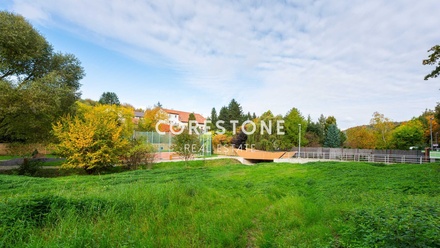 Prodej stavebního pozemku 1 716 m², Praha - Přední Kopanina