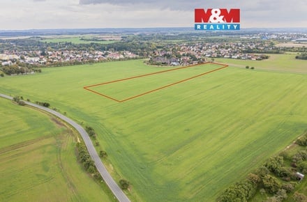 Prodej pole 3 488 m², Praha