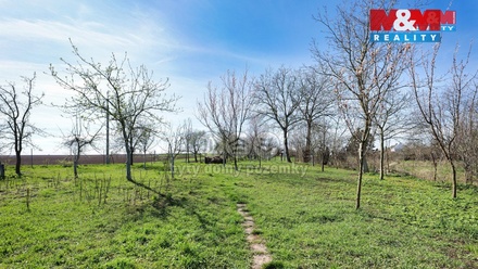 Prodej stavebního pozemku 1 542 m², Polkovice