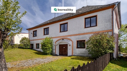 Prodej rodinného domu 600 m², Černá v Pošumaví