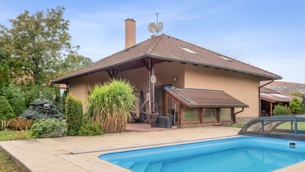 Prodej rodinného domu 204 m², Tvořihráz