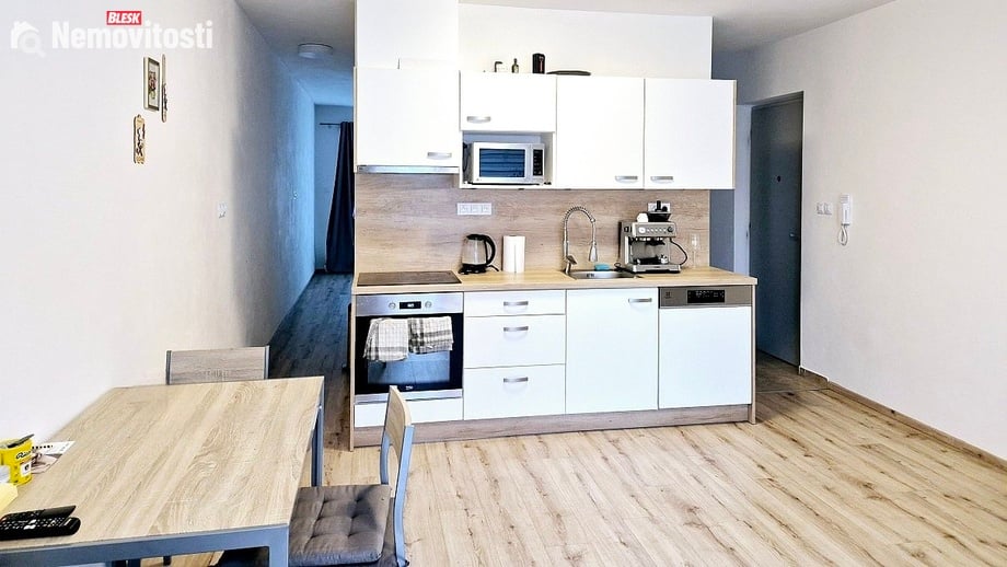 Pronájem bytu 2+kk 45 m², Plzeň 3