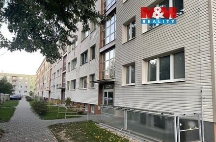 Pronájem obchodního prostoru 70 m², Pardubice II