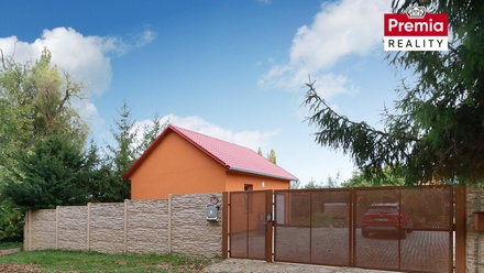 Prodej obchodního prostoru 55 m², Šatov