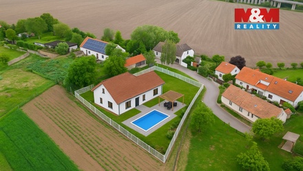 Prodej stavebního pozemku 1 089 m², Brozany nad Ohří