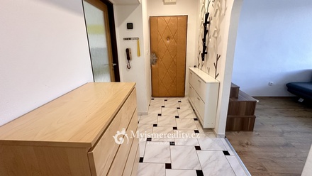 Pronájem bytu 3+1 67 m², Dobšice