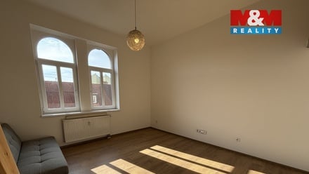 Pronájem bytu 1+kk 33 m², Plzeň 3