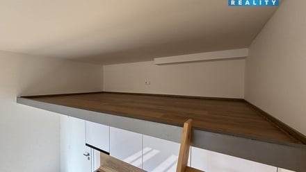 Pronájem bytu 1+kk 33 m², Plzeň 3