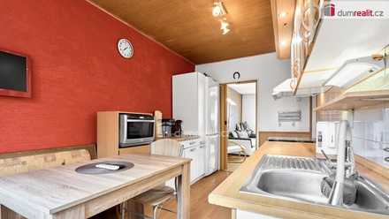 Prodej bytu 2+1 67 m², Lubenec