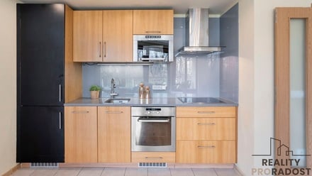 Pronájem bytu 2+kk 73 m², Praha 6