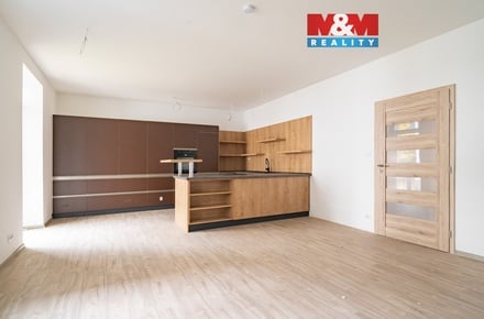 Pronájem bytu 4+kk 112 m², Cheb