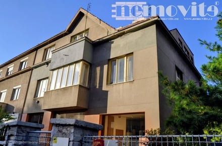 Prodej činžovního domu 600 m², Praha - Střešovice