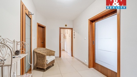 Prodej rodinného domu 252 m², Chuderov