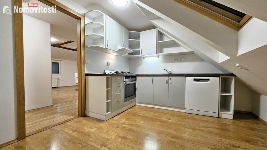 Pronájem bytu 3+1 95 m², Liberec II-Nové Město